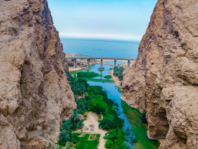 Wadi Shab & waterfalls